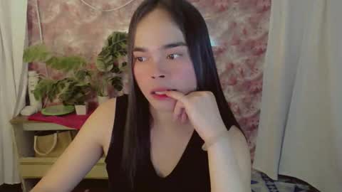 Snapshot of yourdreamgirljenelyn chatting on 05.30.26 Alice online show from 05.30.26