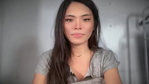 Snapshot of yourehot_pretty chatting on 05.16.26 Do read my bio online show from 05.16.26