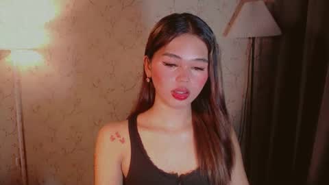 Snapshot of yourfavoratesunshine chatting on 10.01.25 Sunshine online show from 10.01.25