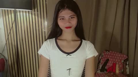 Vivian online show from 02.12.26