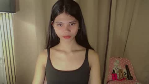 Vivian online show from 04.16.26