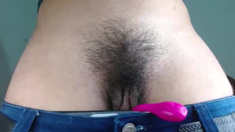 Snapshot of yourfavorite_bigclit chatting on 10.06.25 yourfavorite_bigclit online show from 10.06.25