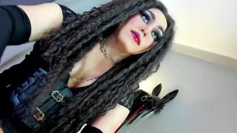  not into STINGY and CHEAP people online show from 11.22.25