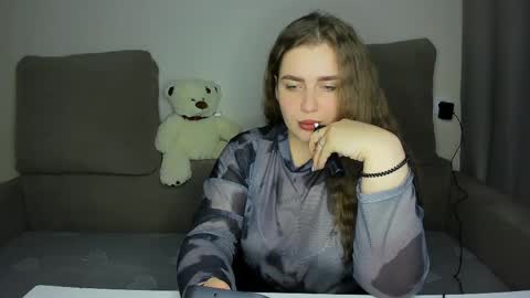 Snapshot of yourgem__ chatting on 04.05.26 yourgem__ online show from 04.05.26