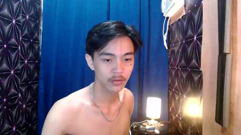 Snapshot of yourguy_josh23 chatting on 12.02.24 Josh online show from 12.02.24