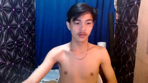 Snapshot of yourguy_josh23 chatting on 12.07.24 Josh online show from 12.07.24