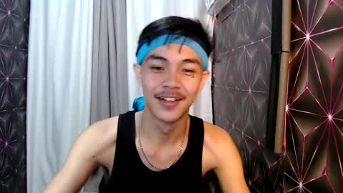 Snapshot of yourguy_josh23 chatting on 02.16.25 Josh online show from 02.16.25