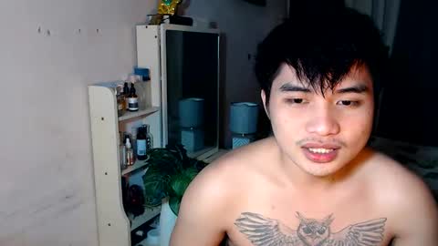 Snapshot of yourhandsome_hunk chatting on 05.21.26 Paul online show from 05.21.26