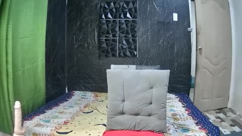 yourhotdodz online show from 02.15.26