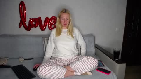 Iamyourdream online show from 03.06.25