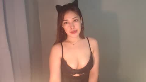 yourhotyash_ online show from 05.14.26