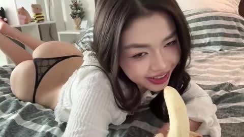 yourlittlesunrise_ online show from 02.15.26