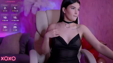 L O L A online show from 02.13.25