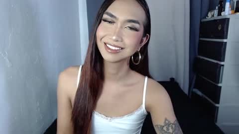 yourlovebella88 online show from 03.12.25