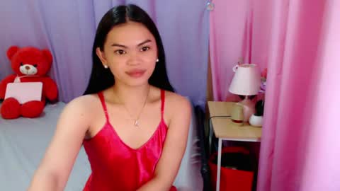 Snapshot of yourlovelytranspinay chatting on 07.17.26 your lovely Dina online show from 07.17.26
