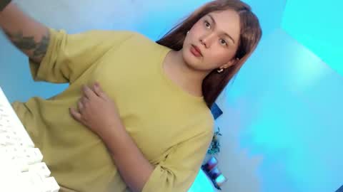 Snapshot of yourlovingpearl chatting on 02.09.26 PEARL online show from 02.09.26