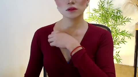 Snapshot of yournaughty_poxysweet chatting on 05.12.26 poxy online show from 05.12.26