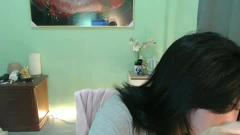 Snapshot of yourprettytrish chatting on 01.24.25 Trish online show from 01.24.25