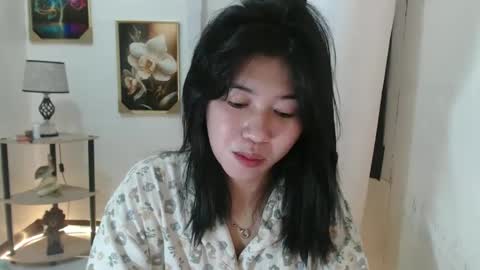 Snapshot of yourprettytrish chatting on 02.13.25 Trish online show from 02.13.25