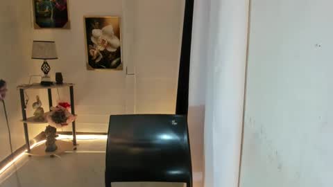 Snapshot of yourprettytrish chatting on 02.26.25 Trish online show from 02.26.25