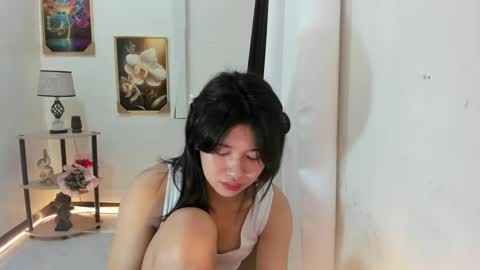 Snapshot of yourprettytrish chatting on 02.28.25 Trish online show from 02.28.25