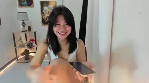 Snapshot of yourprettytrish chatting on 02.28.25 Trish online show from 02.28.25