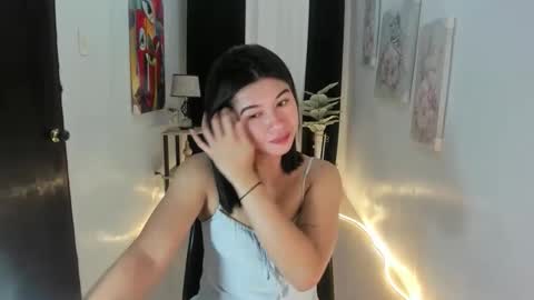 Snapshot of yourprettytrish chatting on 10.25.25 Trish online show from 10.25.25