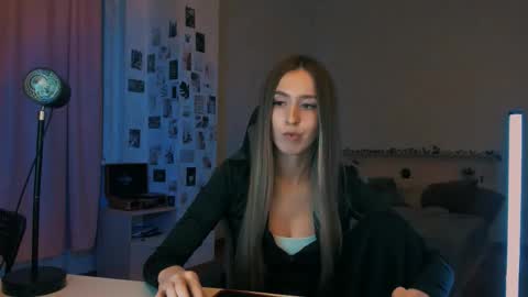 Eva online show from 11.24.25