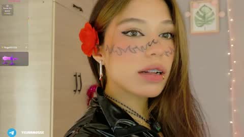 Snapshot of yourrmuse_ chatting on 04.08.26 Isabella but you can call me Isa .-. online show from 04.08.26