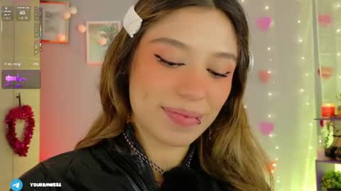 Isabella but you can call me Isa .-. online show from 07.18.26