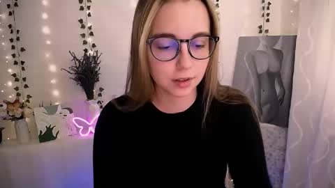 Happy online show from 09.26.25