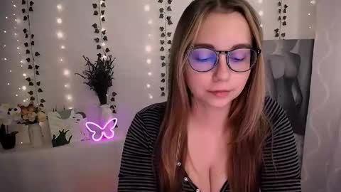 Happy online show from 09.29.25