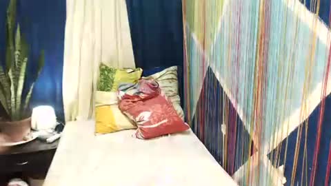 Nica Trocio online show from 12.13.24