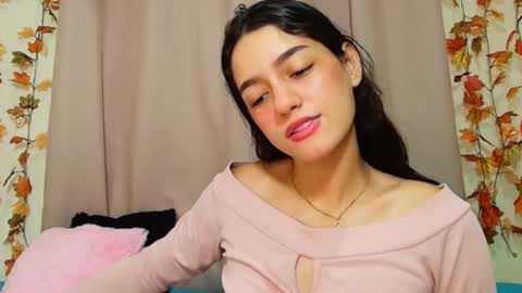 Snapshot of yoursexy18lover chatting on 11.30.25 Lina and roberth online show from 11.30.25