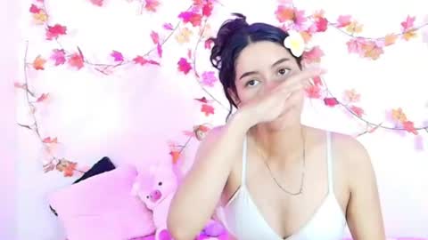 Snapshot of yoursexy18lover chatting on 07.17.26 Lina and roberth online show from 07.17.26