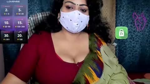 Snapshot of yourss_preethy chatting on 01.04.25 preethy online show from 01.04.25