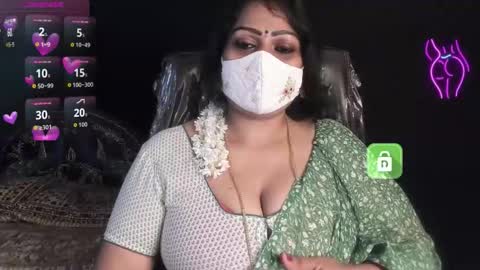 Snapshot of yourss_preethy chatting on 09.24.25 preethy online show from 09.24.25