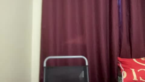 Snapshot of yoursweet_loveace chatting on 05.17.26 yoursweet_loveace online show from 05.17.26