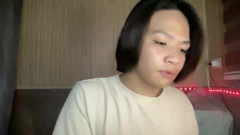 Snapshot of yoursweet_loveace chatting on 05.27.26 yoursweet_loveace online show from 05.27.26