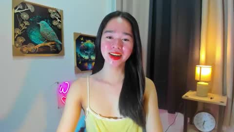 Snapshot of yourtinybunny chatting on 04.22.26 yourtinybunny online show from 04.22.26