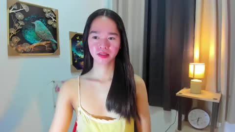 Snapshot of yourtinybunny chatting on 04.25.26 yourtinybunny online show from 04.25.26