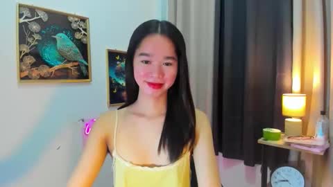 Snapshot of yourtinybunny chatting on 05.29.26 yourtinybunny online show from 05.29.26