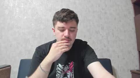 Snapshot of yourtotoro chatting on 11.12.25 Mike online show from 11.12.25