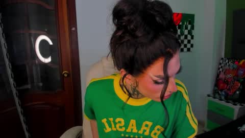 GI online show from 09.21.25