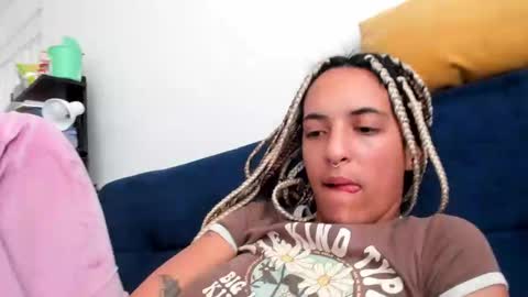 Snapshot of youwishtobeme chatting on 01.21.25 elizabeth ju online show from 01.21.25