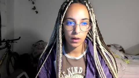 Snapshot of youwishtobeme chatting on 01.26.25 elizabeth ju online show from 01.26.25