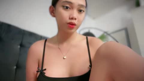 YowgineTheGreat online show from 02.06.25