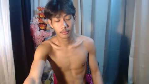 Snapshot of yrodnx chatting on 02.07.26 rode online show from 02.07.26