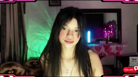 Snapshot of ysera_cb chatting on 10.12.25 Lilith online show from 10.12.25