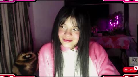 Snapshot of ysera_cb chatting on 10.25.25 Lilith online show from 10.25.25